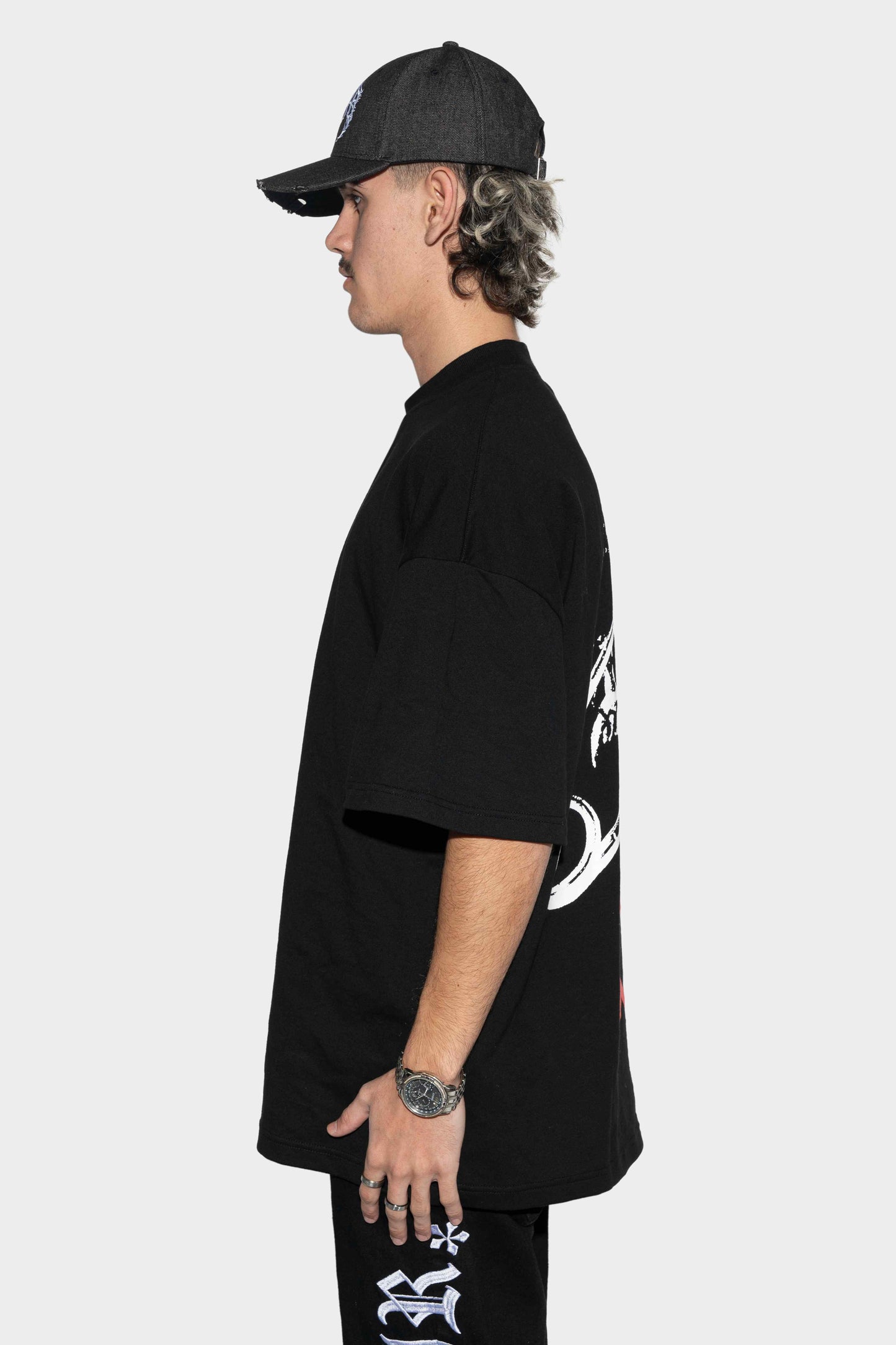 Noir Pink Tee Black
