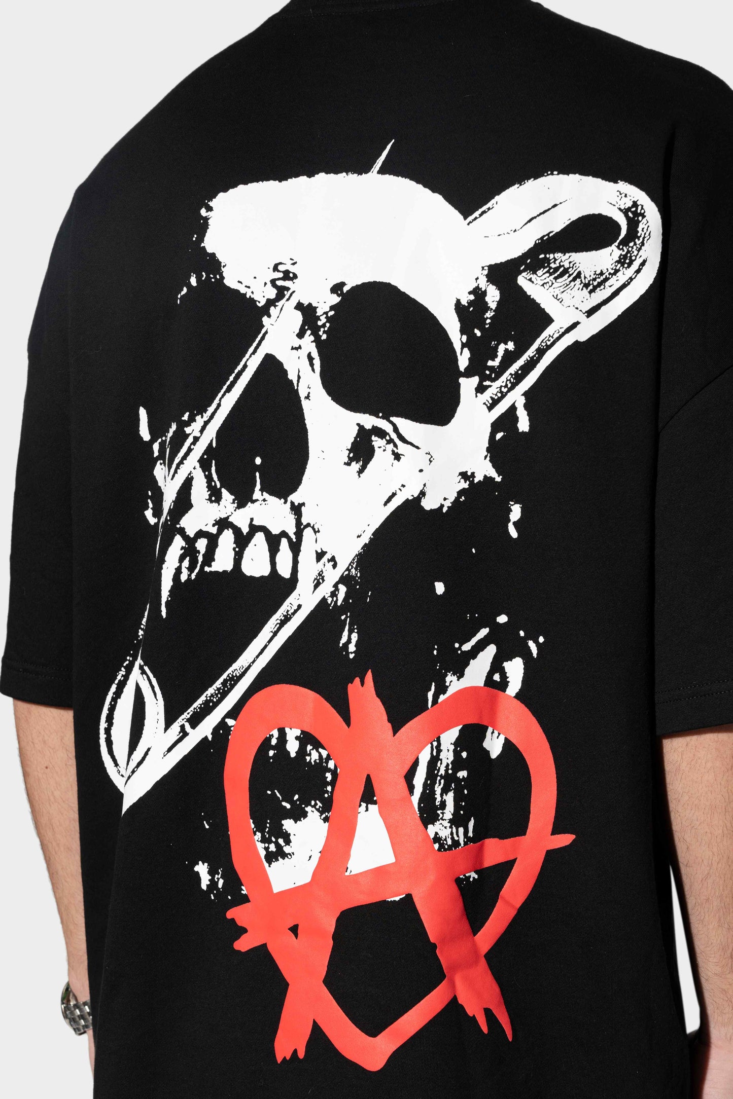 Noir Pink Tee Black
