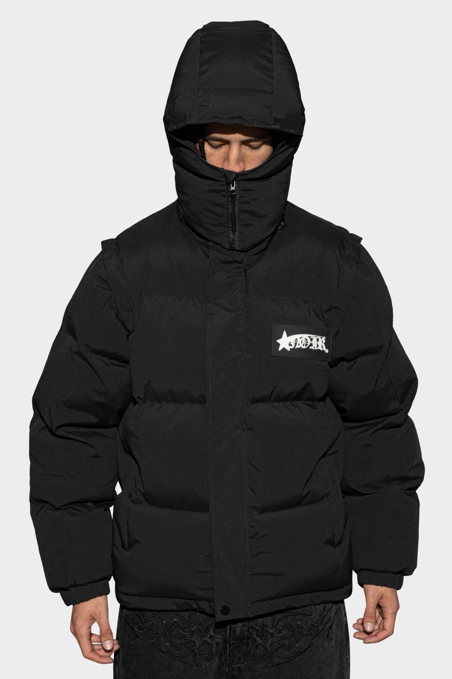 Noir Zipped Detachable Puffer Jacket Black