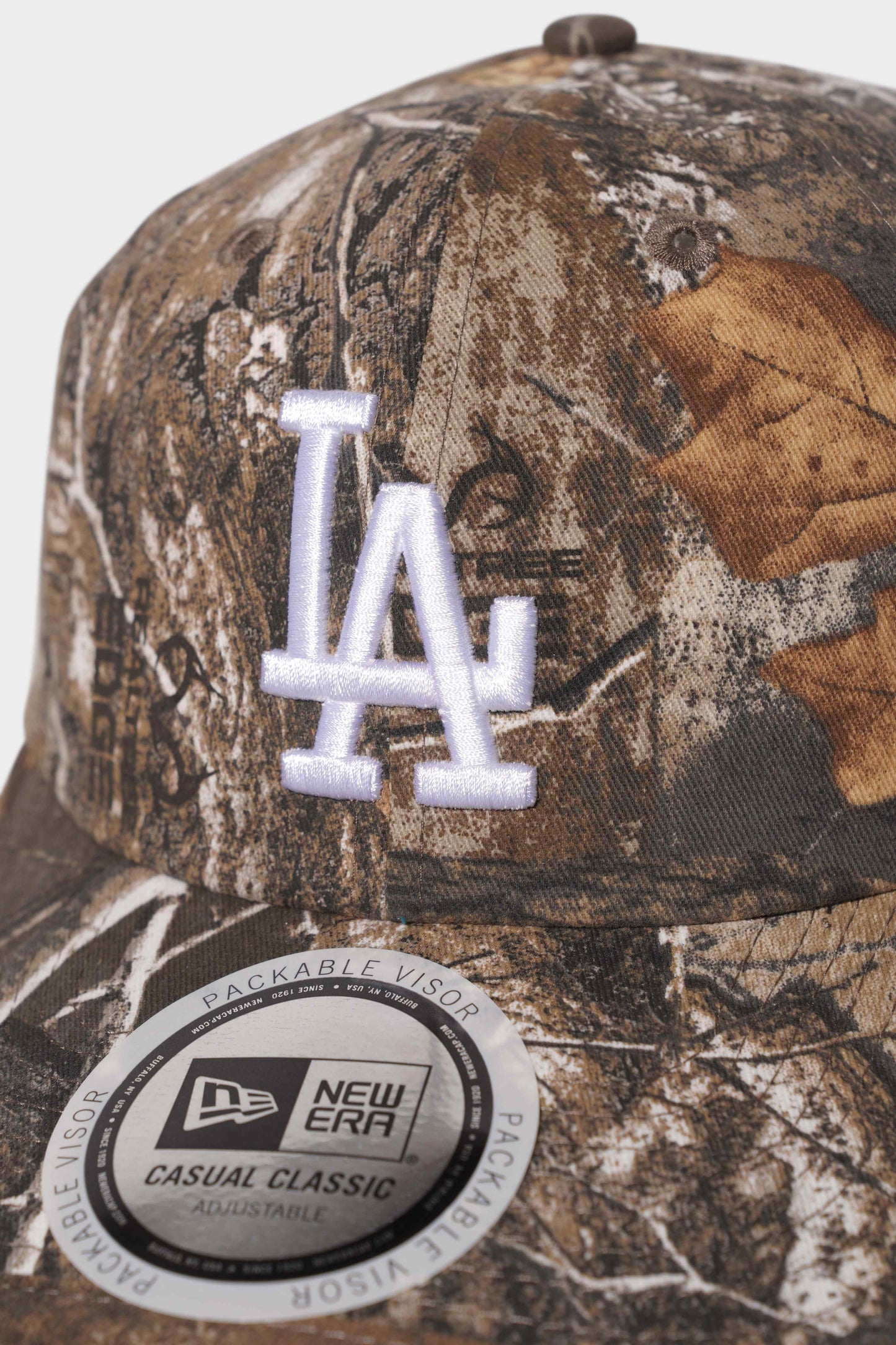 New Era LA Packable Casual Classic Real Tree White Strapback